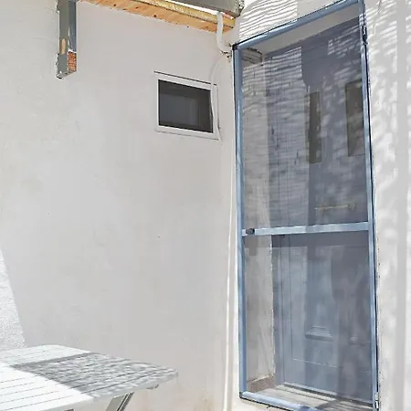 Apartment Giagia Annousio *