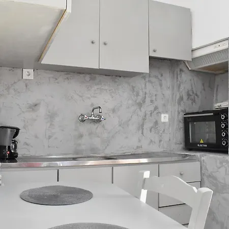 Giagia Annousio Appartamento Dhriopís
